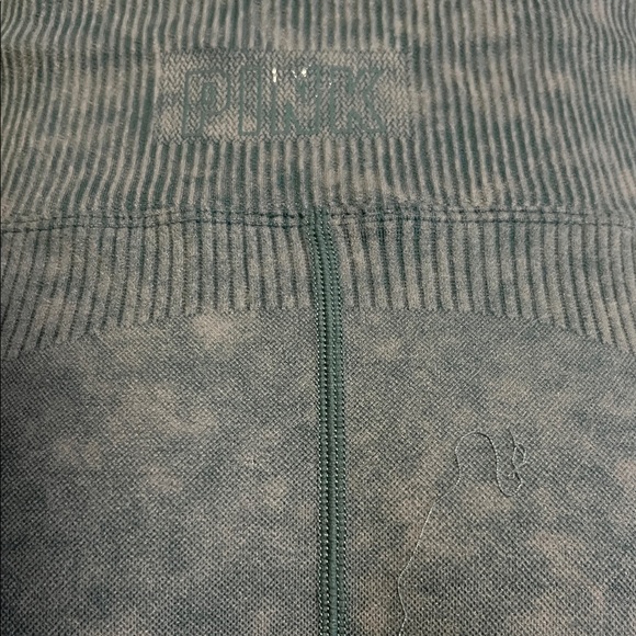 PINK Victoria's Secret Ribbed Activewear - Picture 6 of 9